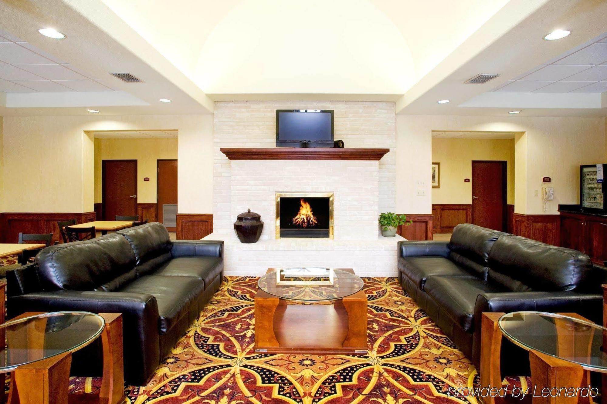 Holiday Inn Express Hotel And Suites Weslaco, An Ihg Hotel Interior photo